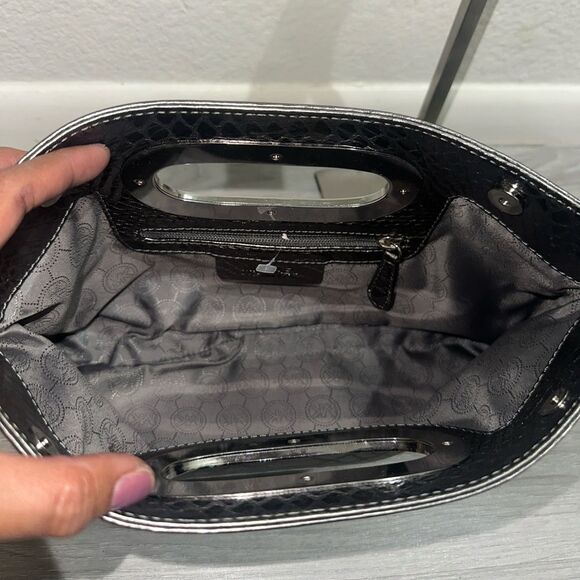 Michael Kors BERKLEY CLUTCH Metallic Silver
